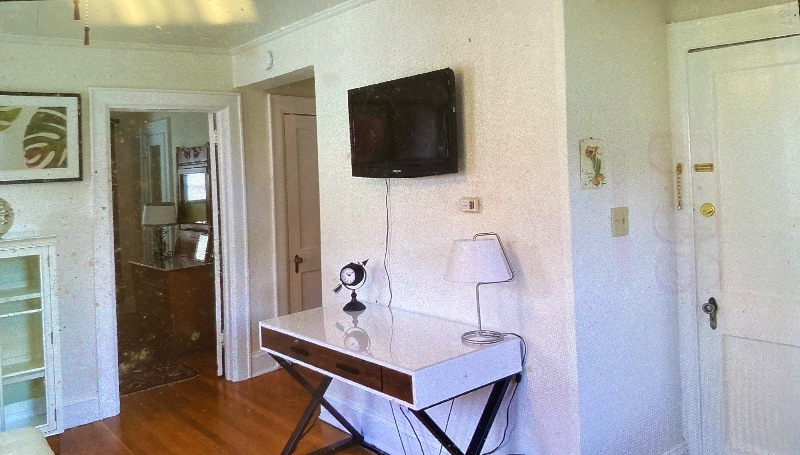 Private, Quiet, Safe East End Executive - Photo 2