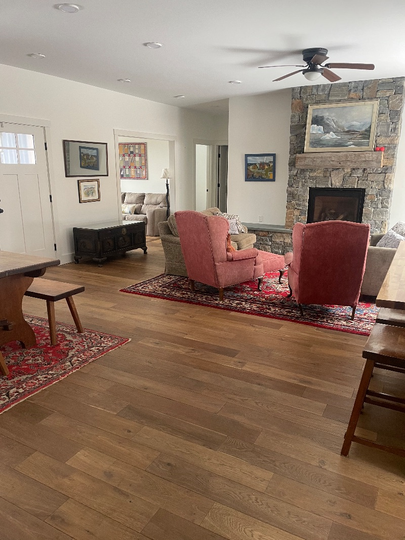 Quaint home in the quiet of Waterbury - Photo 11