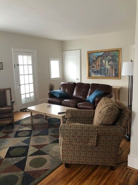 Furnished 2br Apartment w/sitting room - Photo 3