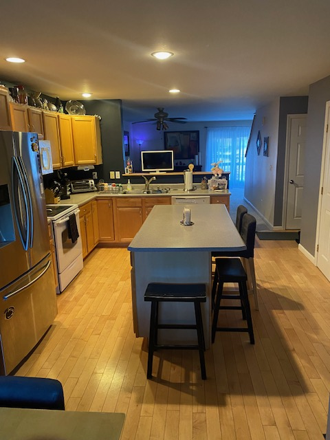 Private room and bathroom for rent - Photo 6