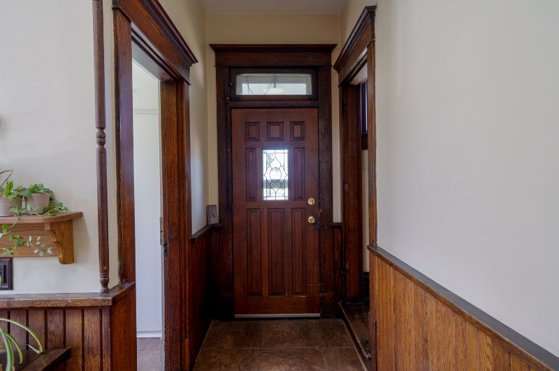 Historic house with epic river and downtown views - Photo 5