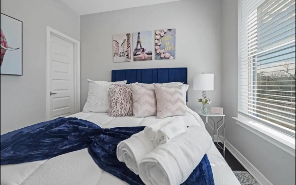 Newly Remodeled House Near Texas Medical Center - Photo 6