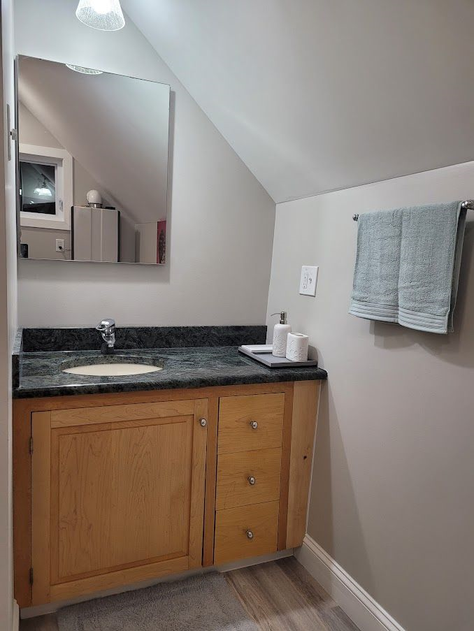 Stunning New 1 Bedroom Washer/Dryer Private B - Photo 5