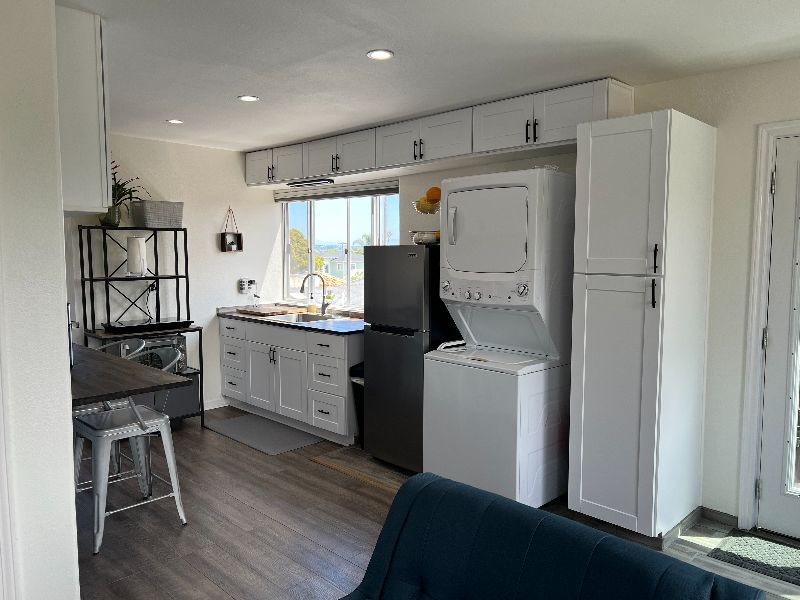 North PB 1B/1B, detached unit 2nd floor ,gated entrance with Partial Ocean and Bay Views - Photo 3