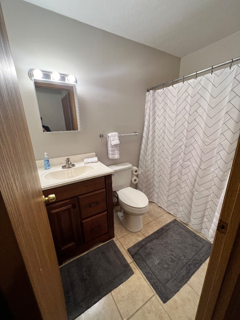 GV's Apartment 5 - Photo 5
