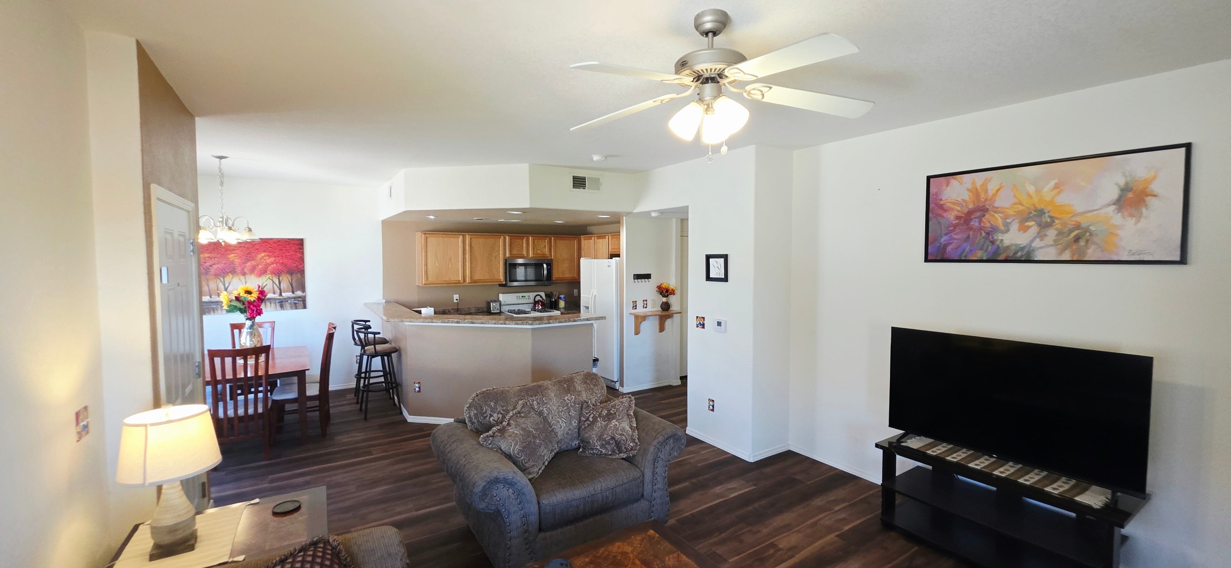 Conveniently Located 3 BD Condo - Photo 2