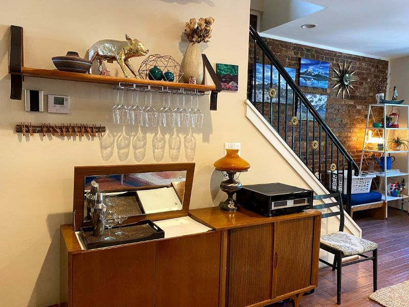 Colorful and Spacious 2LVL Condo near Washington Hospital Center and Children's National - Photo 5