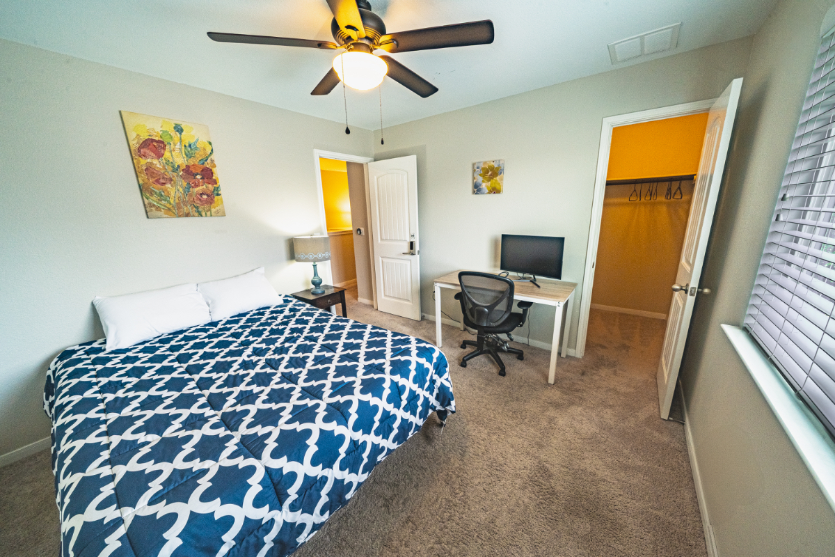 1708 Bedroom C - Photo 2
