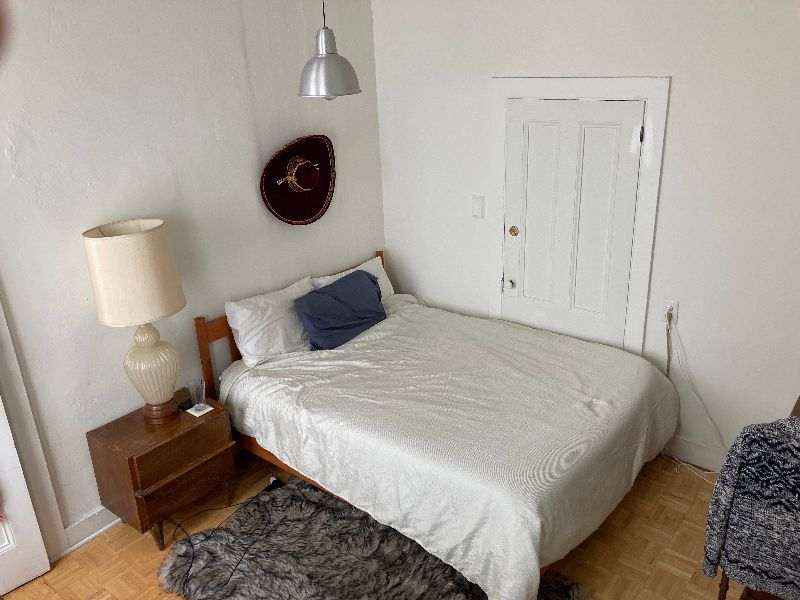 Mission district one-bedroom apartment - Photo 4