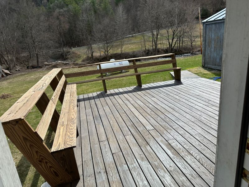 Cozy Studio near town with river access - Photo 1