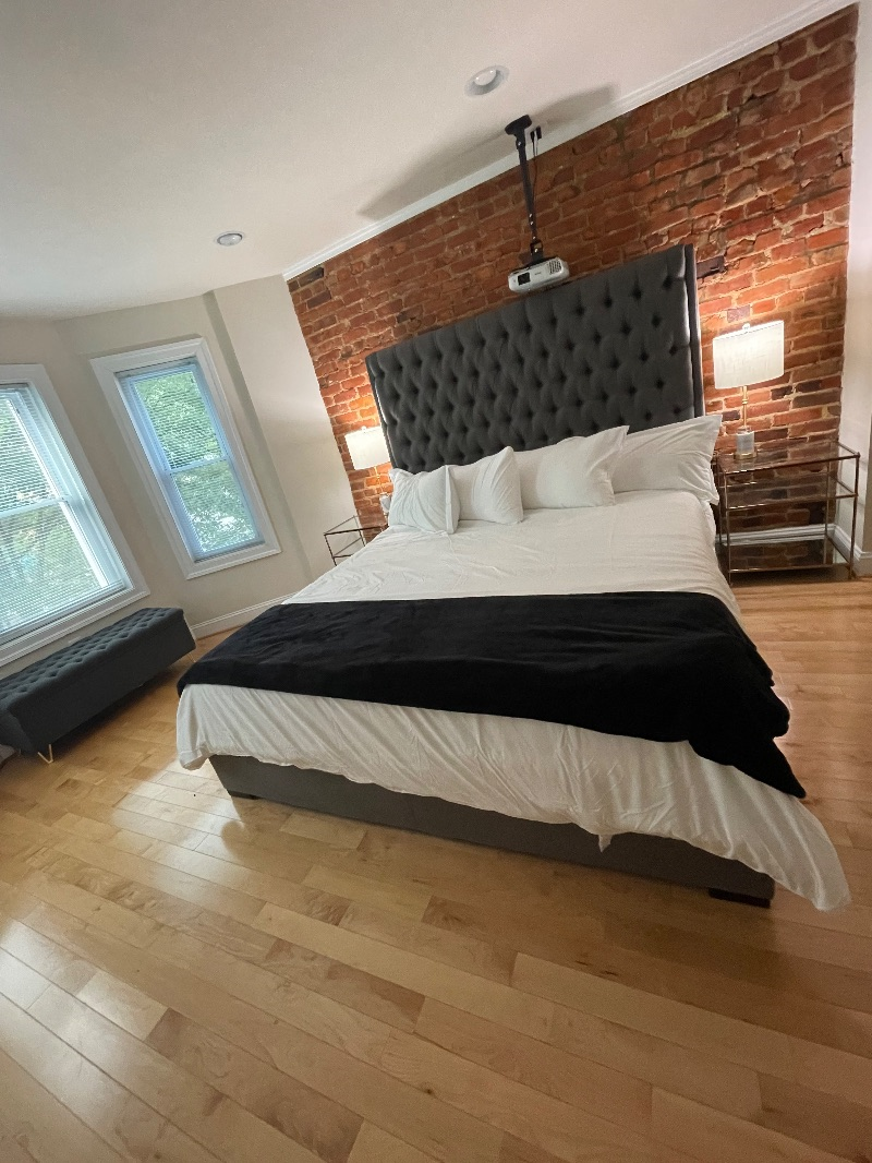 Private Gardel Level Unit- Rowhouse in NW Wash, DC - Photo 1