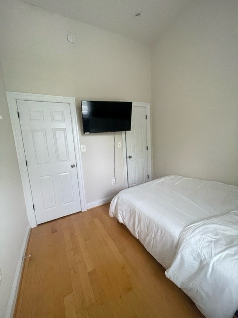 Private Gardel Level Unit- Rowhouse in NW Wash, DC - Photo 4