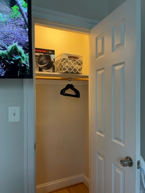 Private Gardel Level Unit- Rowhouse in NW Wash, DC - Photo 8