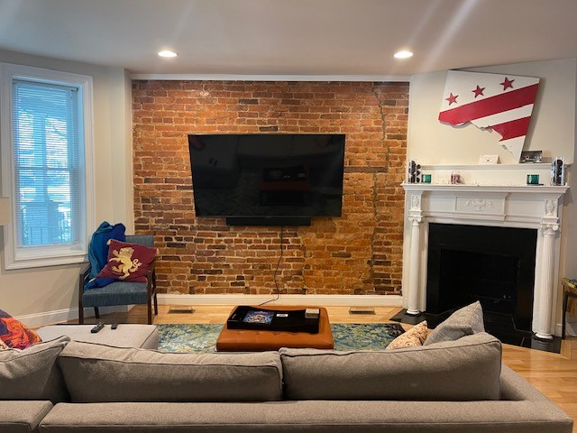Private Gardel Level Unit- Rowhouse in NW Wash, DC - Photo 12