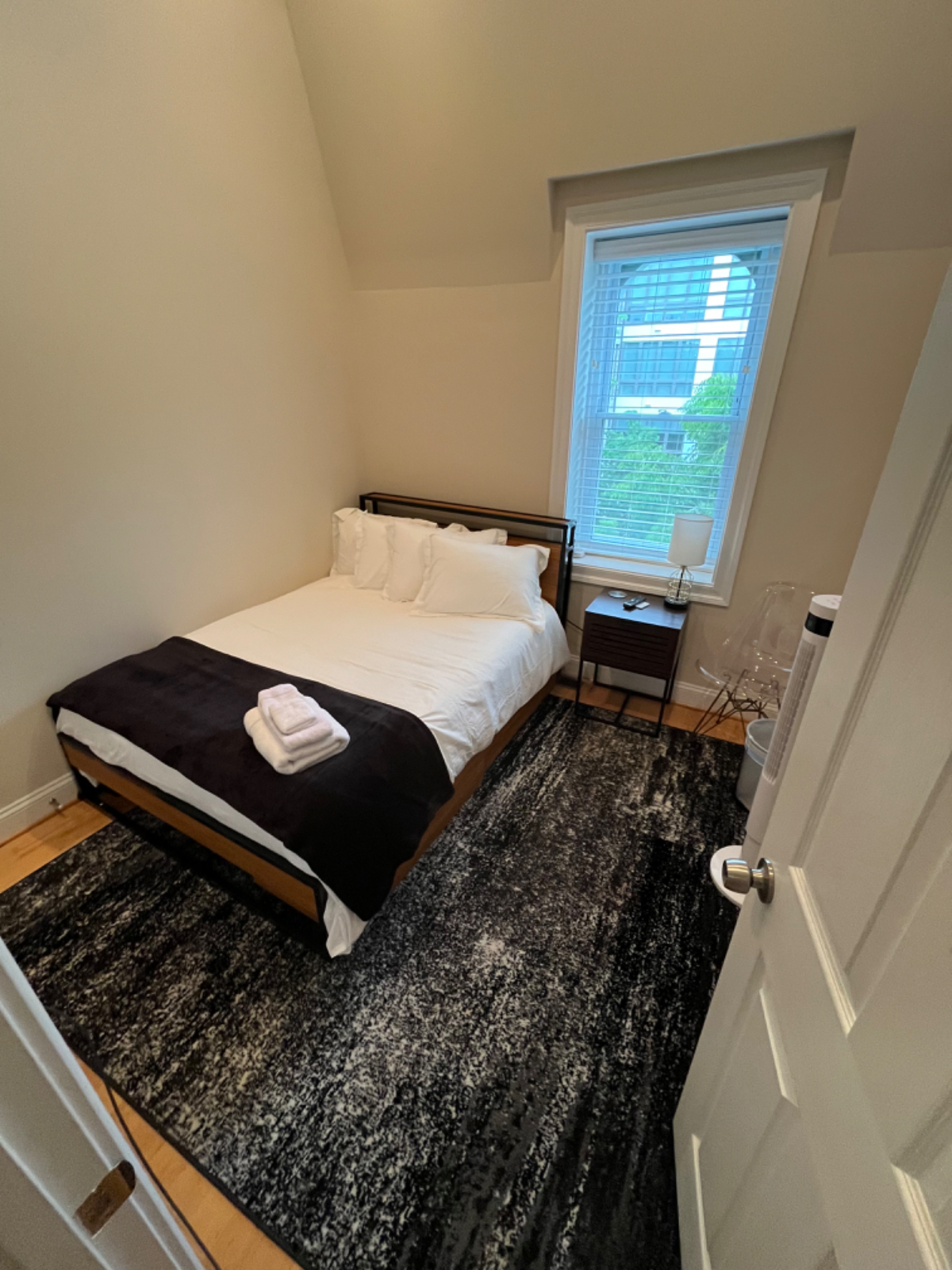Private Gardel Level Unit- Rowhouse in NW Wash, DC - Photo 1