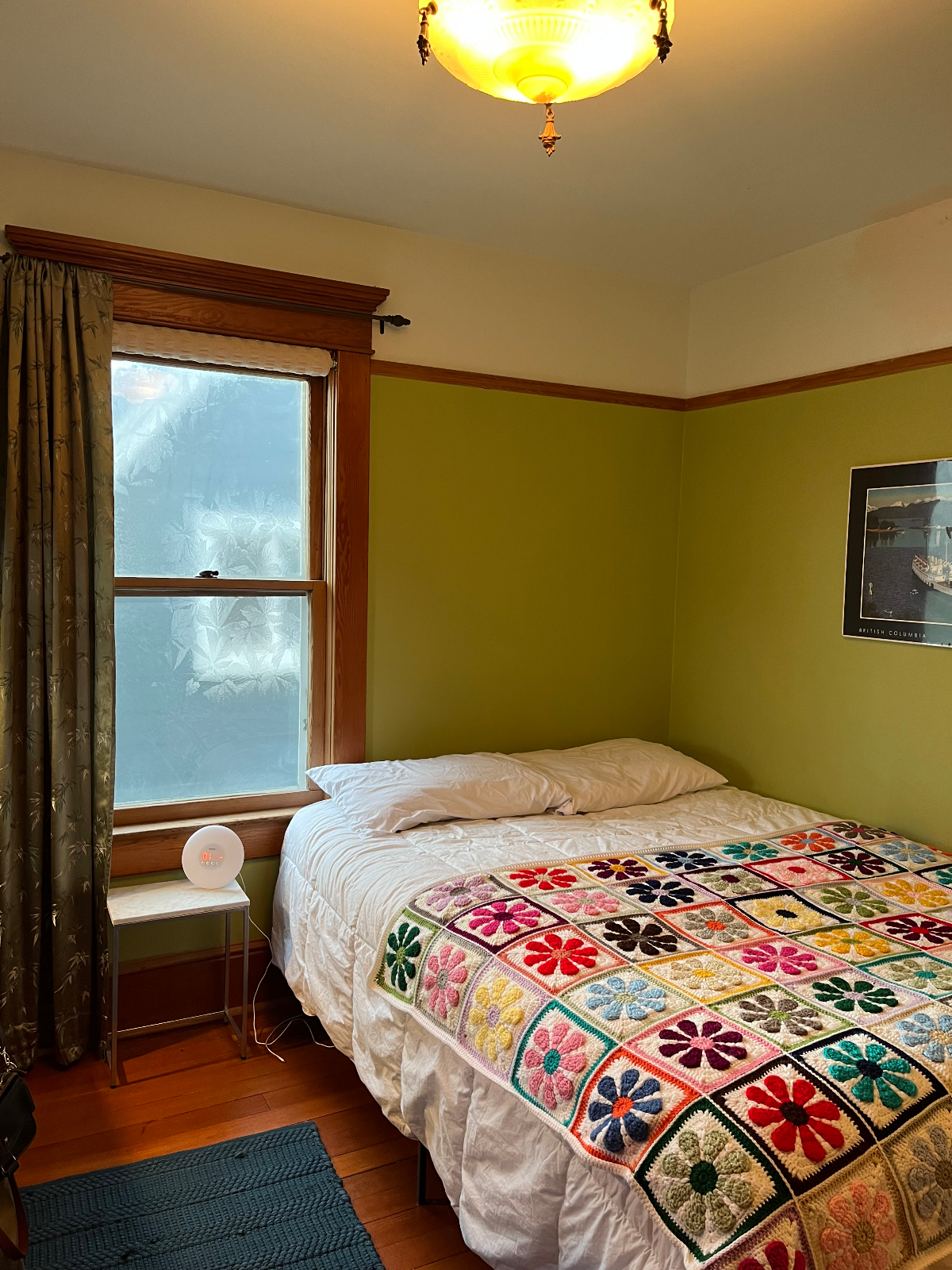 Suite in Victorian Home with Bedroom and Study Near Downtown and WWU - Photo 2