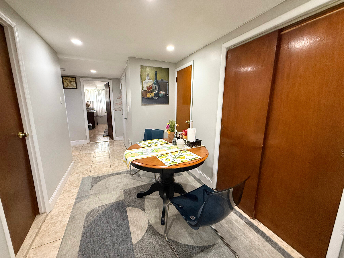 Quiet Brooklyn 2BR Garden-Level Apt. Washer/Dryer & Utilities Included (Quiet Den) - Photo 5