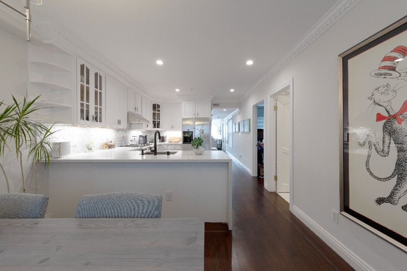 Luxurious Condo Near GG Park - Photo 4