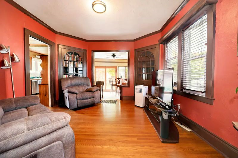 Cozy  near Destiny, Dome,  Downtown - Photo 9
