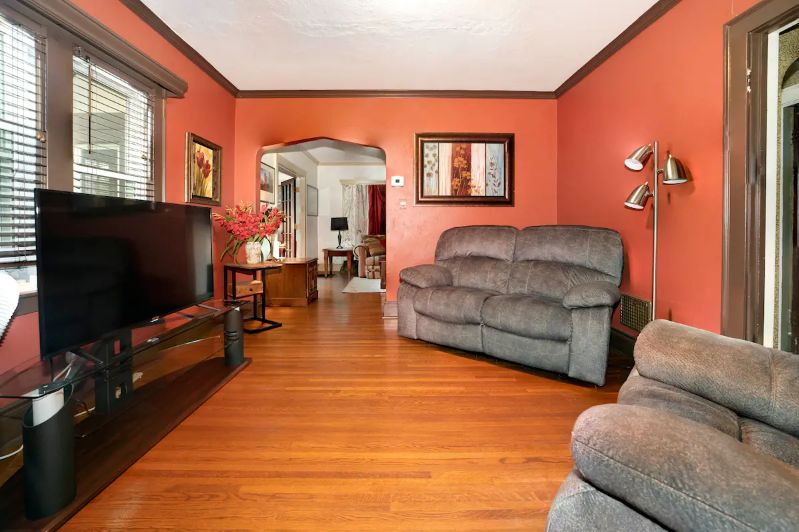Cozy  near Destiny, Dome,  Downtown - Photo 8