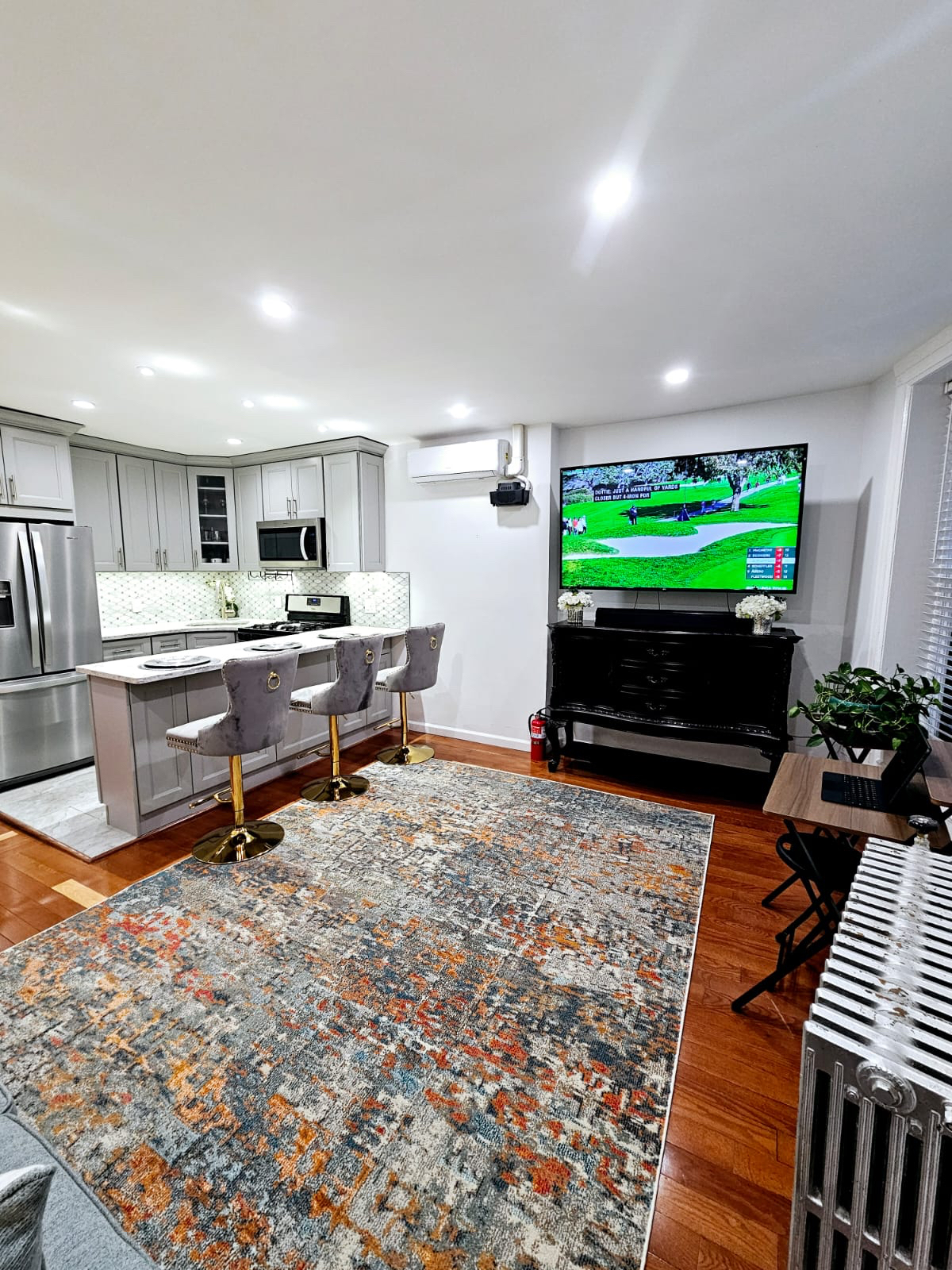 Cozy duplex close to hospitals , Barclay Center, JFK, lots of parks, shops and restaurant. Close to - Photo 2