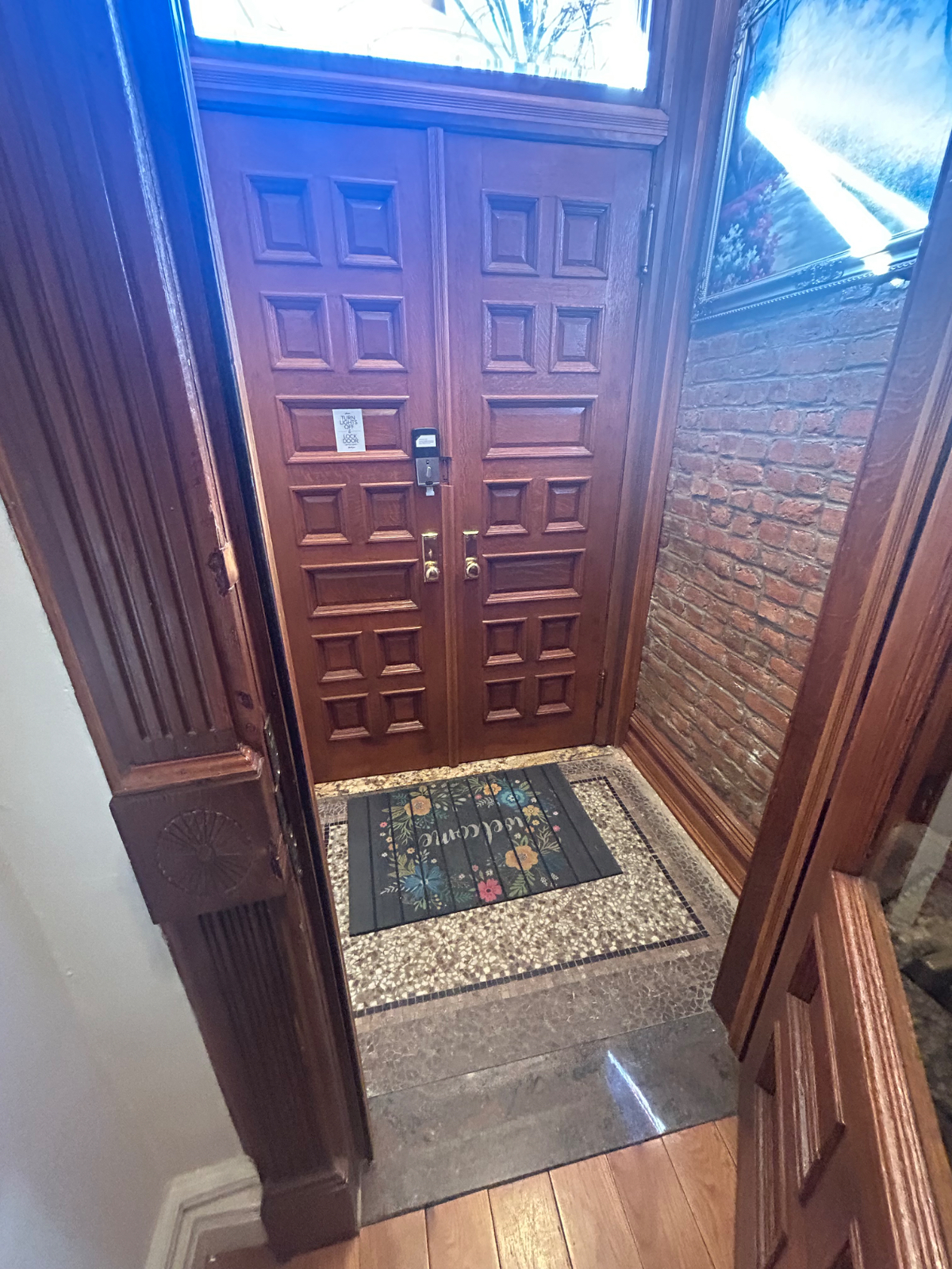 Cozy duplex close to hospitals , Barclay Center, JFK, lots of parks, shops and restaurant. Close to  - Photo 6