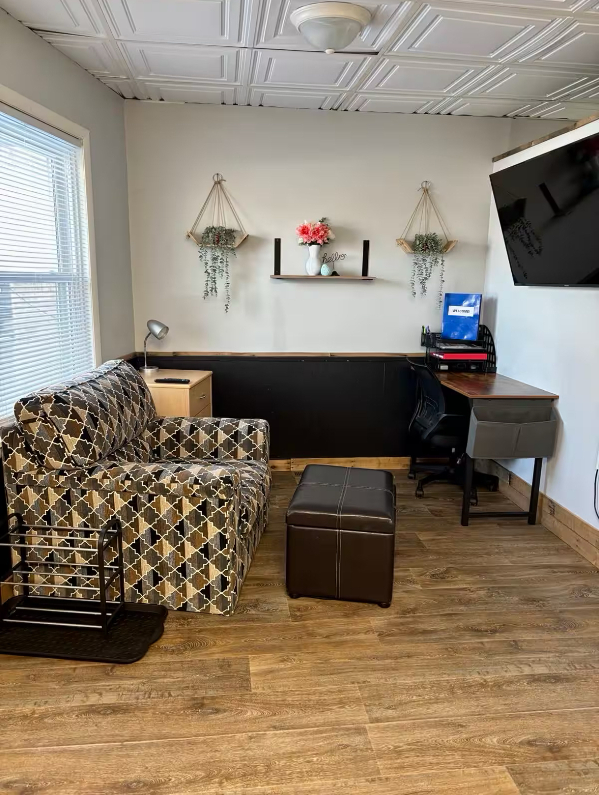 ONE BEDROOM APARTMENT (FULLY FURNISHED, ULTILITIES INCLUDED) - Photo 10