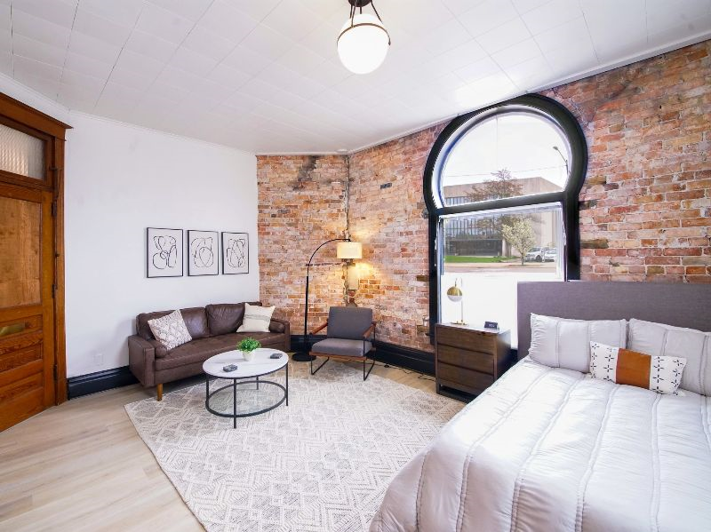 Spacious Studio Apartment