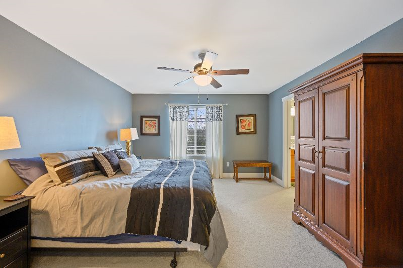 Cincinnati Charmer - Clean, Safe, Convenient - Photo 5