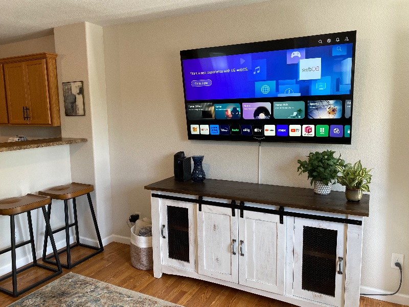 No. 4 - Beautiful newly remodeled downstairs unit - Photo 4