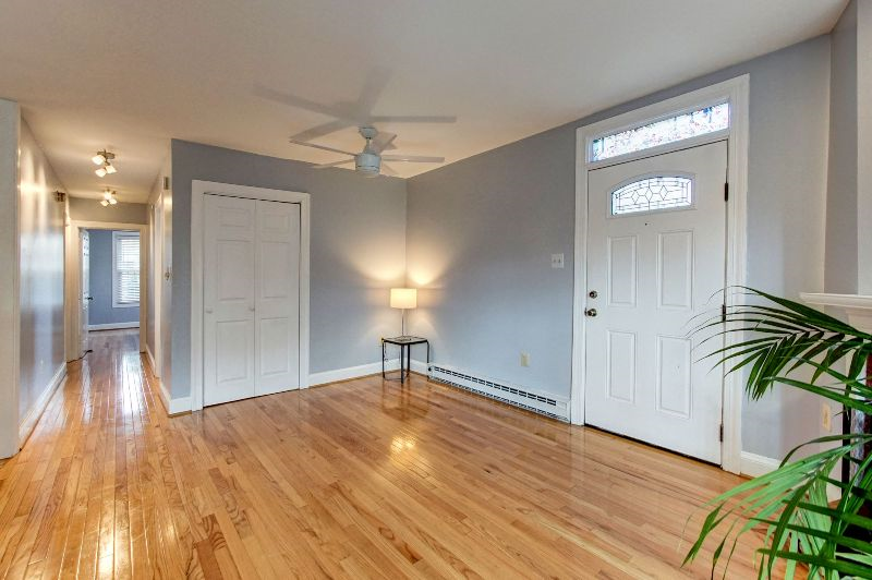 Sunny two bedroom on Capitol Hill in Wash DC - Photo 4