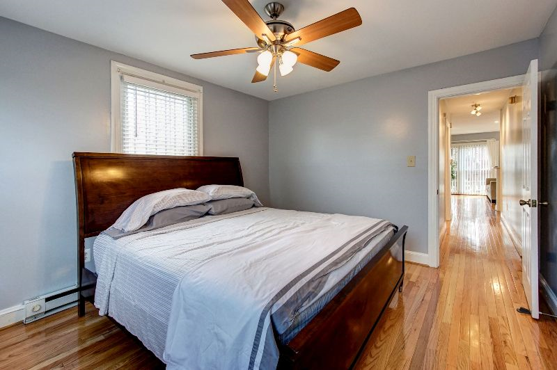 Sunny two bedroom on Capitol Hill in Wash DC - Photo 9
