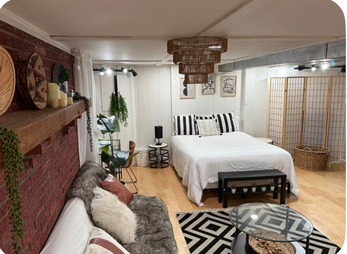 Fully Furnished DC Ground Floor Studio with Private Entrance - Photo 1