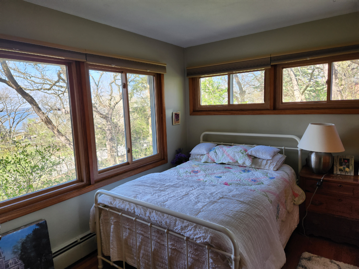 Lower Quiet 2 bedroom suite near U W hospital...