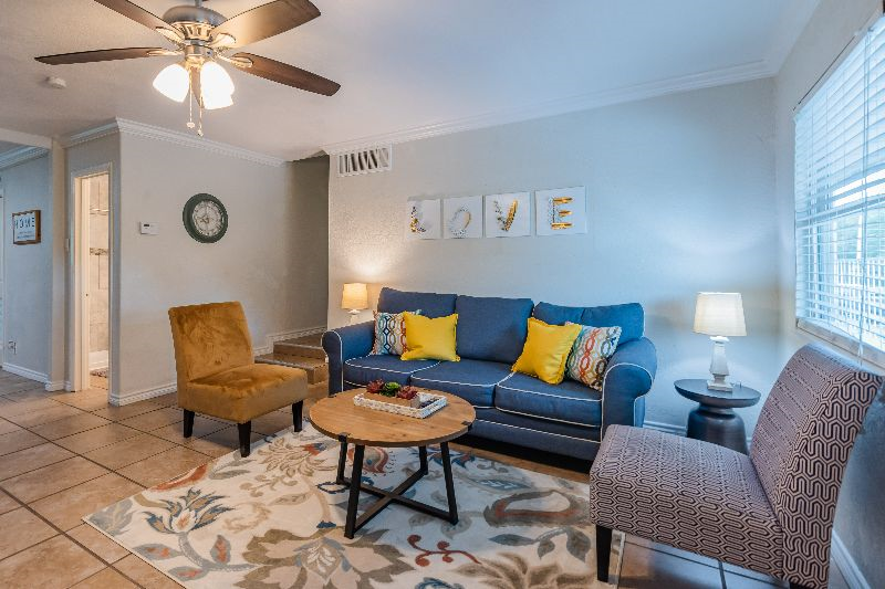Beautiful Apartment at the Botanical Garden - Photo 7
