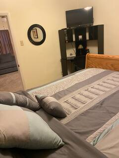 Perfectly Private: Entire 1 bed, 1 bath home - Photo 5