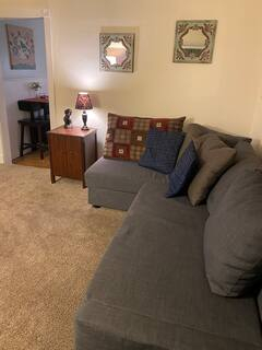 Perfectly Private: Entire 1 bed, 1 bath  home - Photo 7