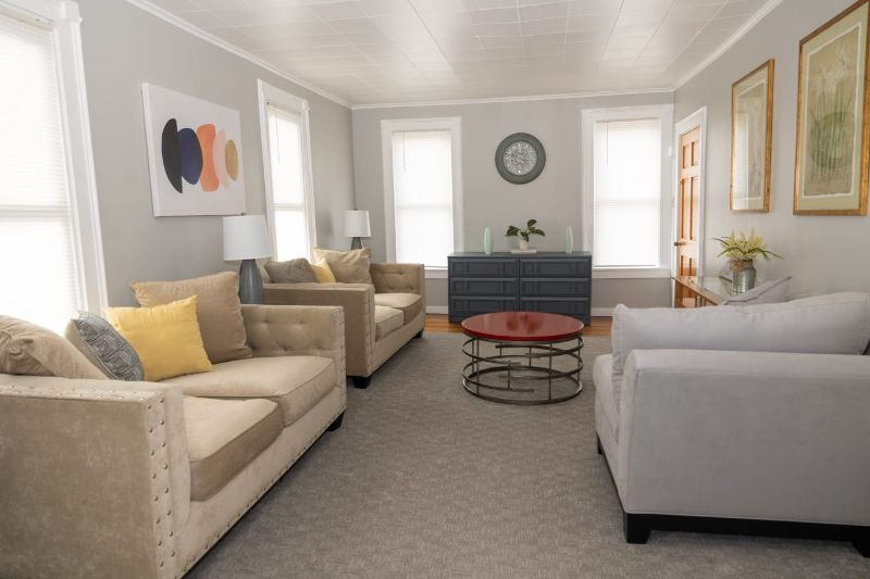 Beautiful Home In Syracuse New York 1 - Photo 2