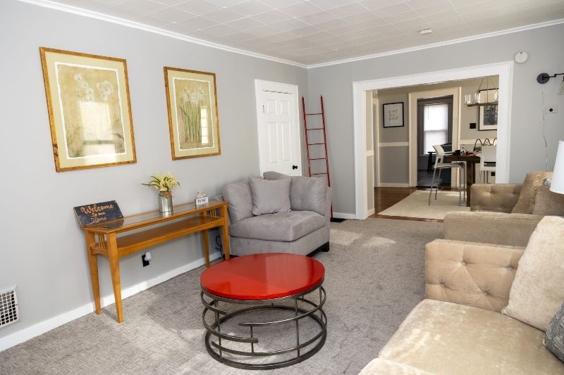 Beautiful Home In Syracuse New York 1 - Photo 3