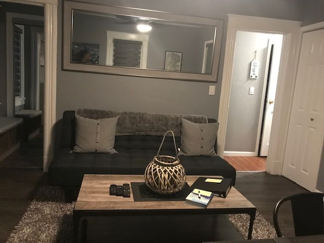 Split Level 3 BDR Apt in quiet 2 Family House - Photo 6