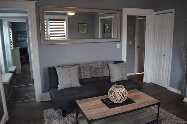 Split Level 3 BDR Apt in quiet 2 Family House - Photo 5