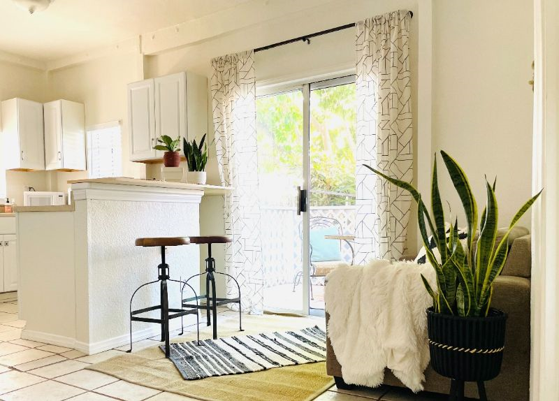 Quaint and cozy one bedroom unit with patio - Photo 6