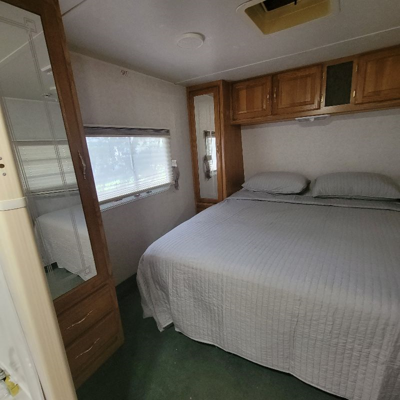 Relax in the Cozy Camper 1 on 8.5 Acres in West Columbia, SC  Perfect for Single Travelers