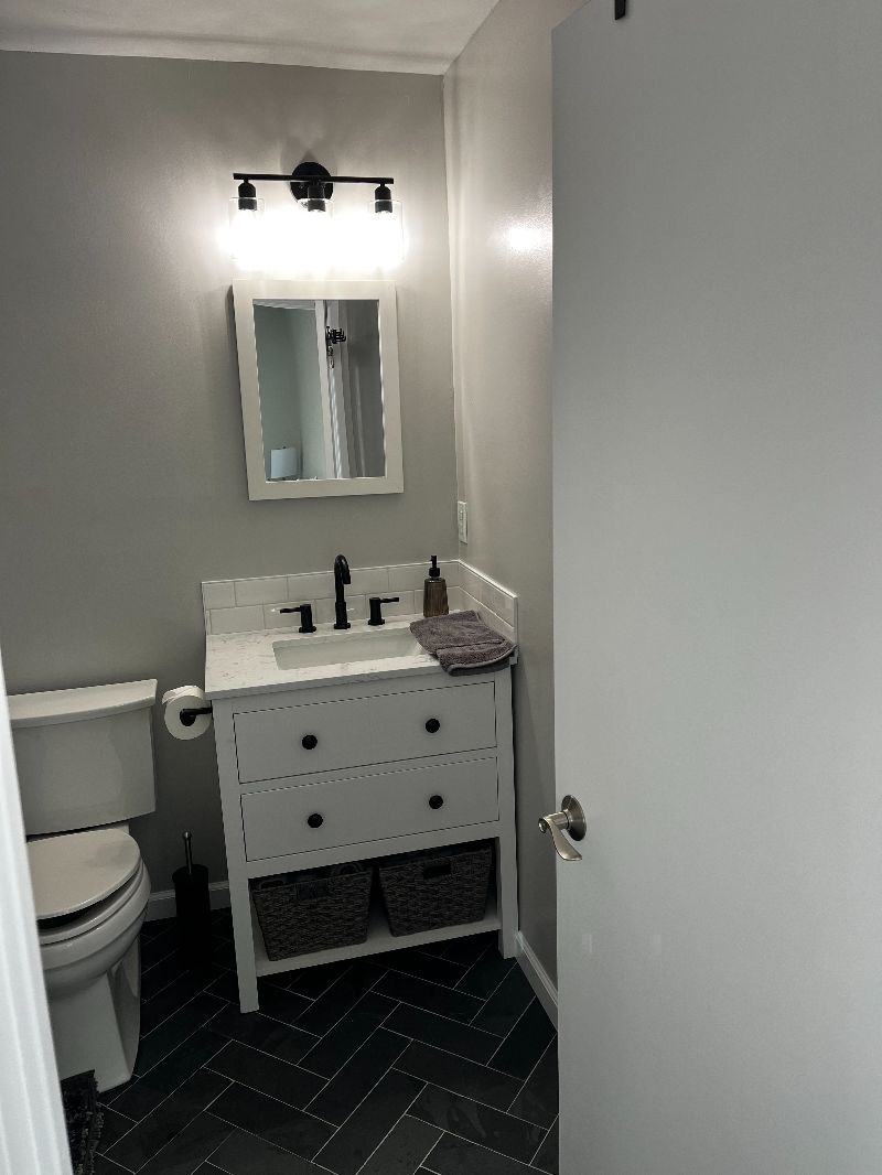 San Diego Studio - Photo 6
