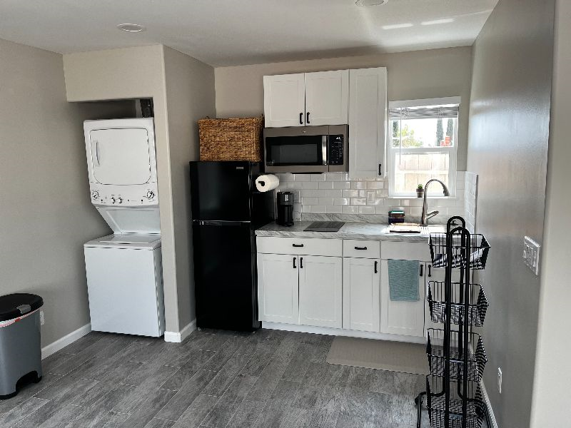 San Diego Studio - Photo 1
