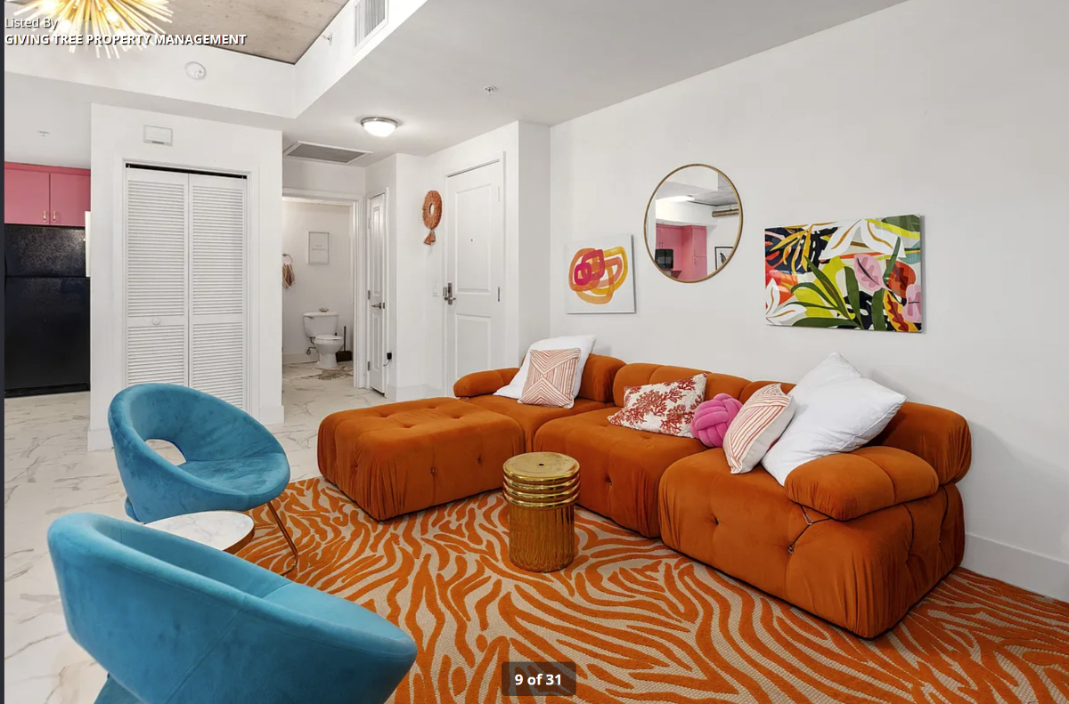 Luxury 1 Bedroom - Photo 3