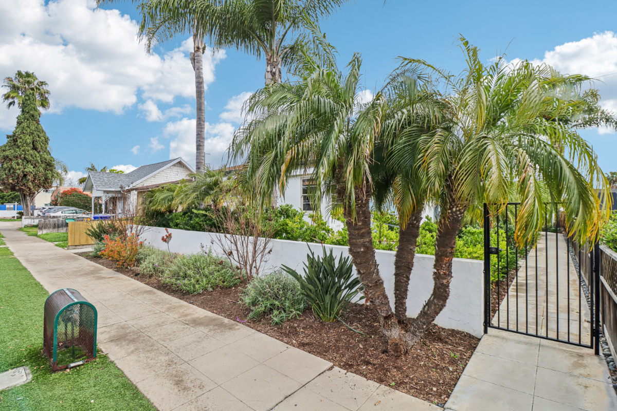 North Park San Diego Bungalow with Private Garage - Photo 6