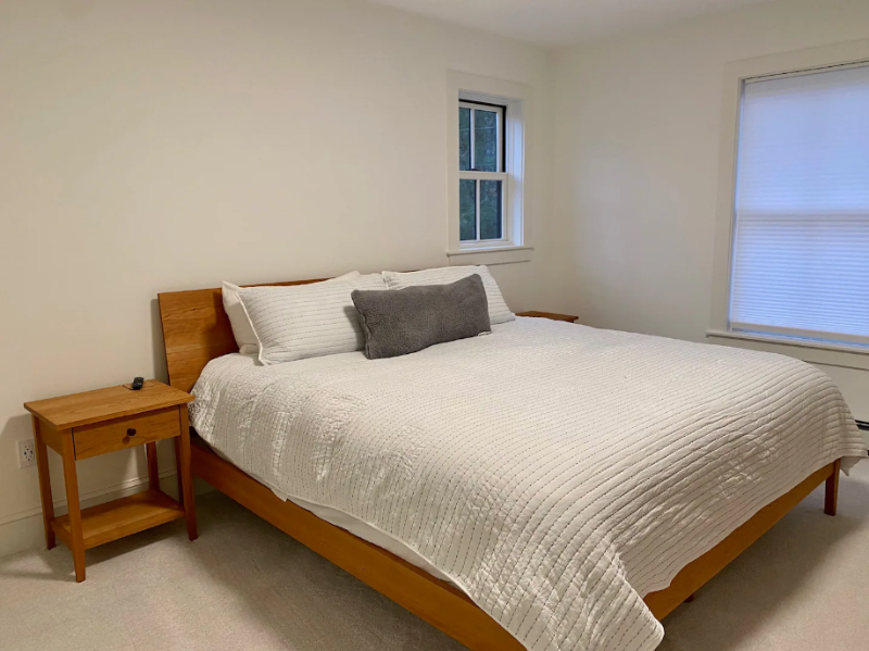 Lincoln Riverside Getaway - New House - Photo 10