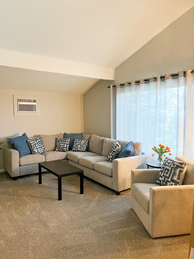The Applewood - Photo 4
