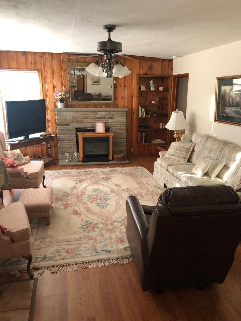 Low cost room from a local RN - Photo 7